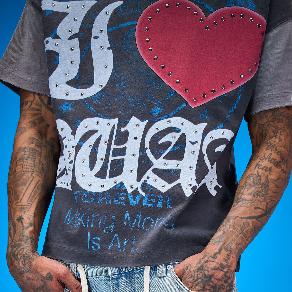duaa edge tee