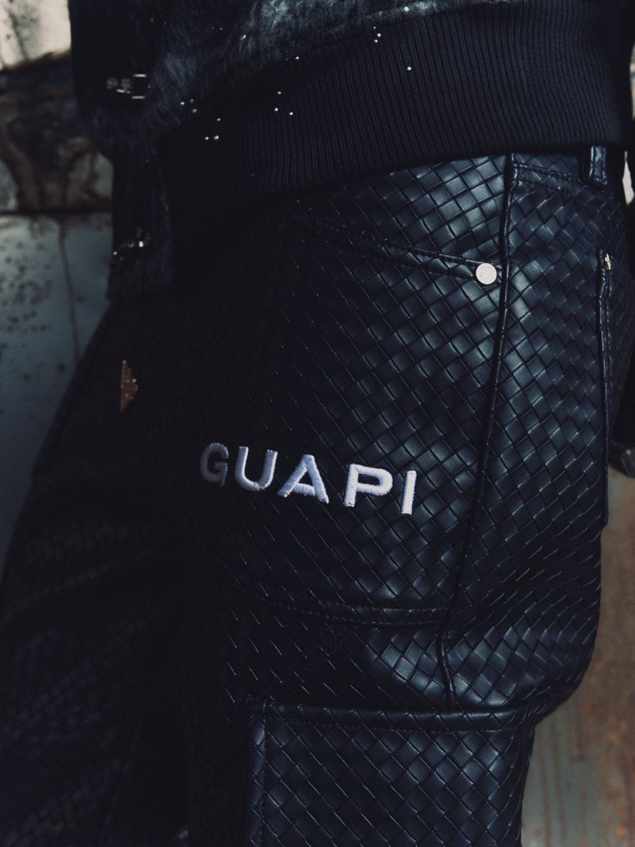 obsidian woven cargo pant