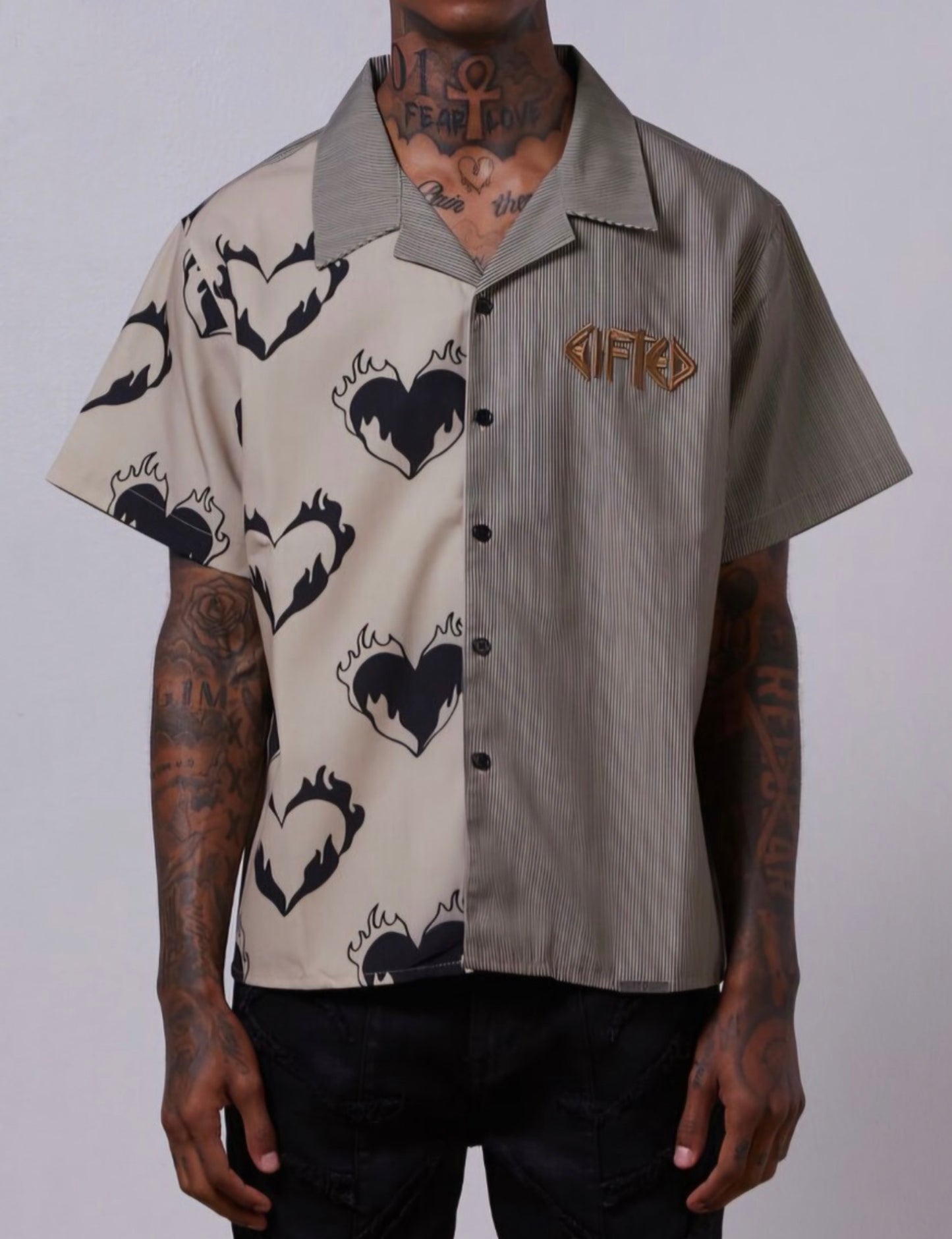 gftd la “hearts on fire” button up